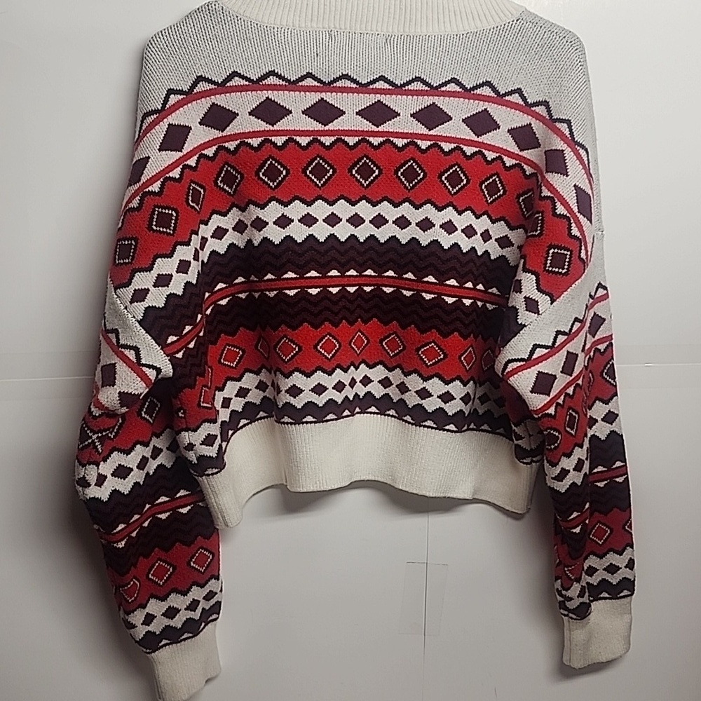 Forever 21 Red, White, Burgundy Patterned V-Neck Cropped Sweater Sz L - Picture 4 of 7